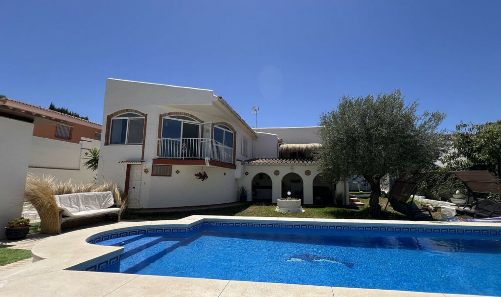 Detached Villa Alhaurín el Grande Málaga