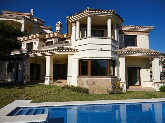 Detached Villa Los Arqueros Málaga