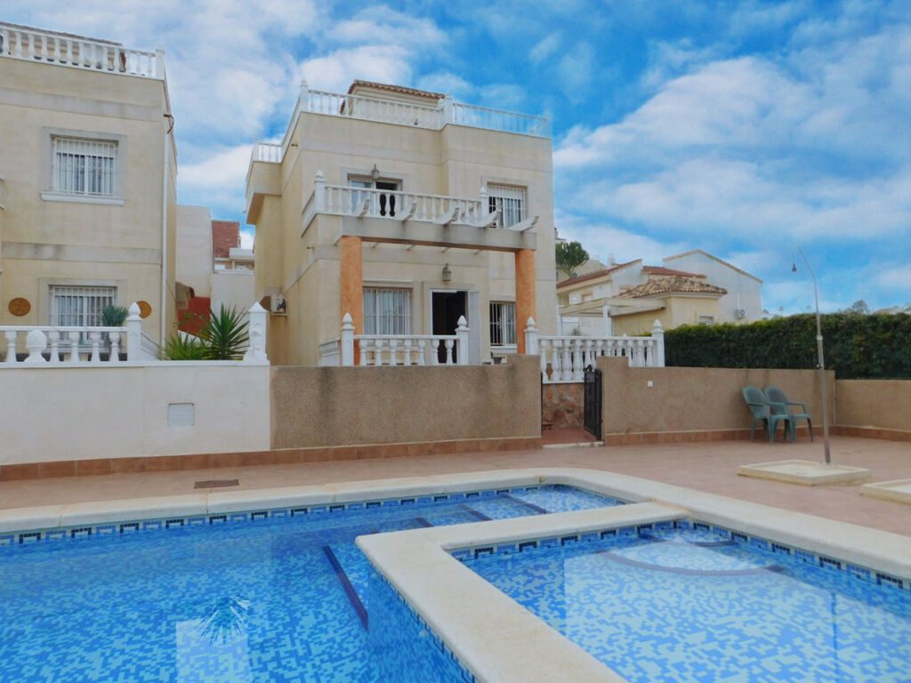 Detached Villa Ciudad Quesada Alicante