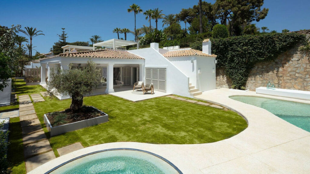 Detached Villa The Golden Mile Málaga