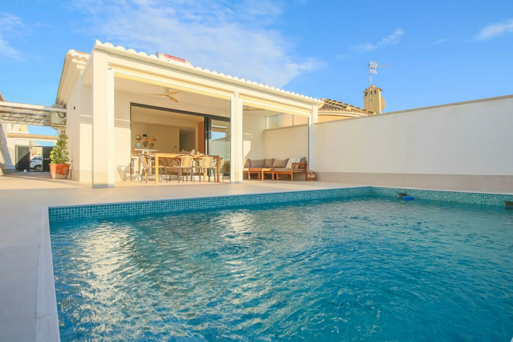 Detached Villa Torrevieja Alicante