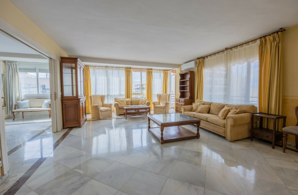 Middle Floor Apartment Marbella Málaga