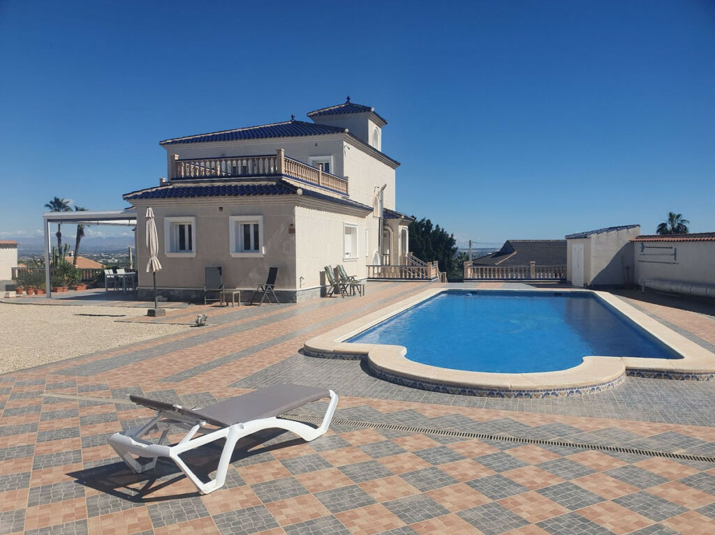 Detached Villa Algorfa Alicante