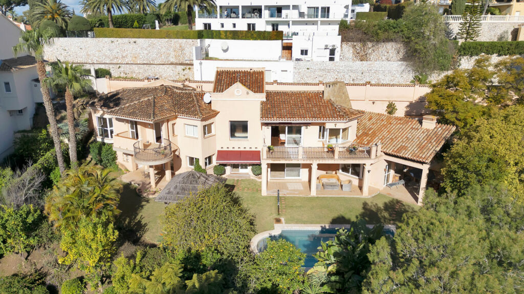 Detached Villa Hacienda Las Chapas Málaga