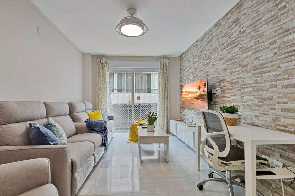 Middle Floor Apartment Fuengirola Málaga