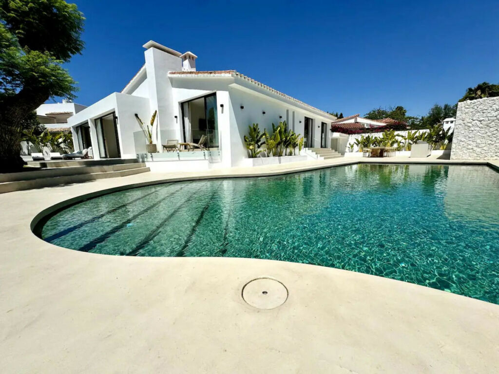 Detached Villa Cortijo Blanco Málaga