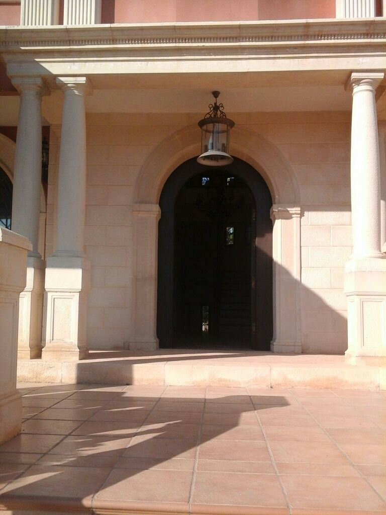 Detached Villa Elche Alicante - image 10