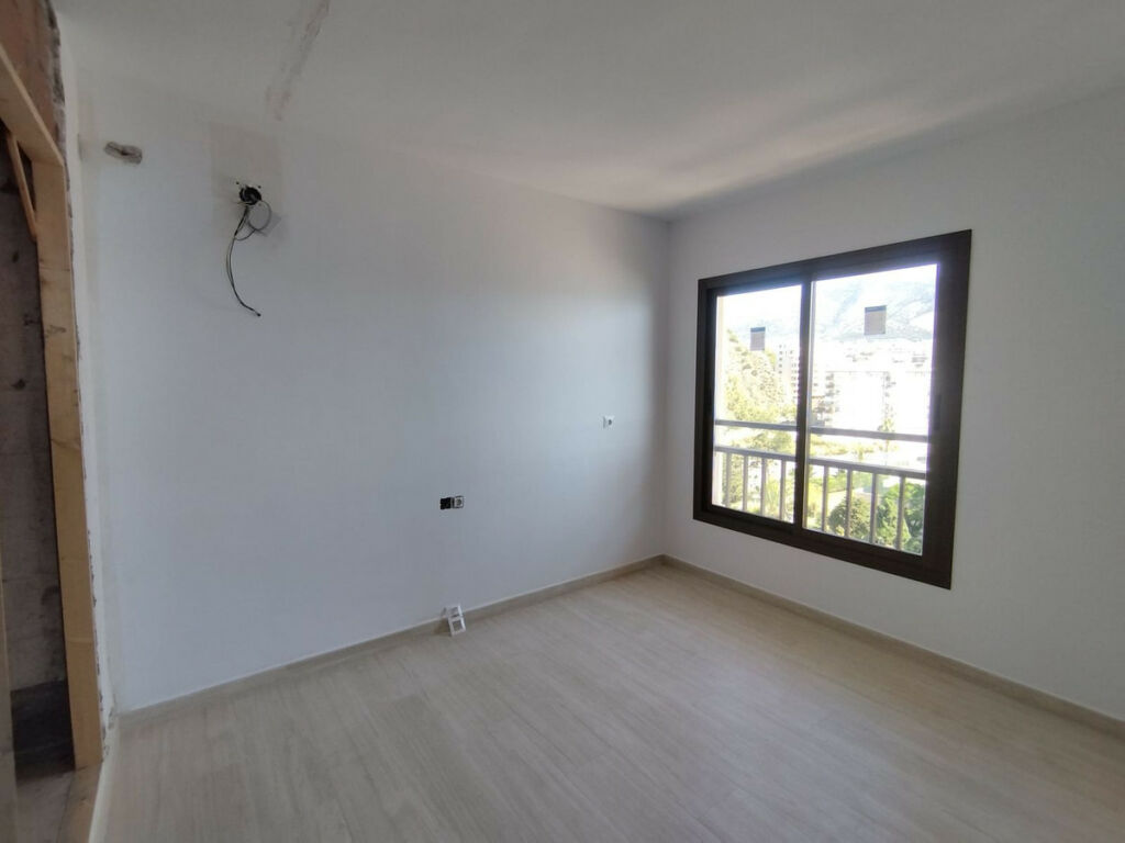 Middle Floor Apartment Fuengirola Málaga - image 10