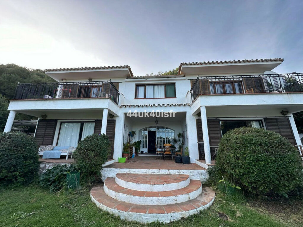 Detached Villa Mijas Málaga - image 13