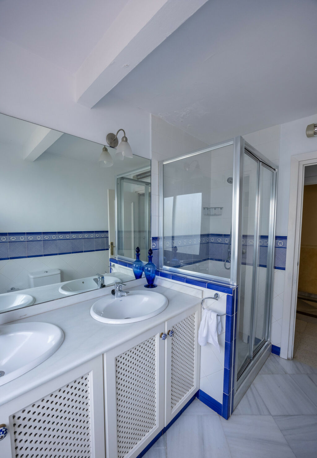 Middle Floor Apartment Marbella Málaga - image 10