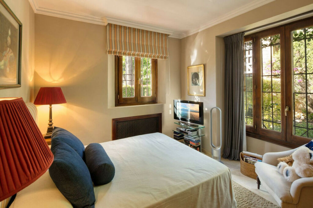 Detached Villa Marbella Málaga - image 10
