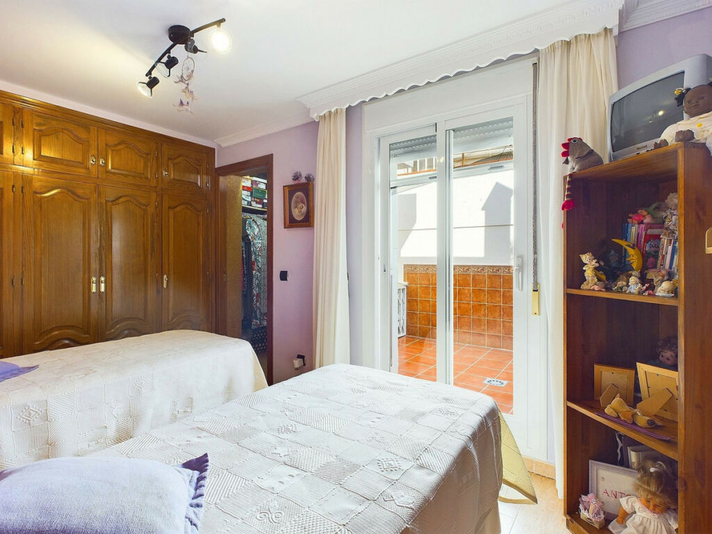 Townhouse Estepona Málaga - image 10