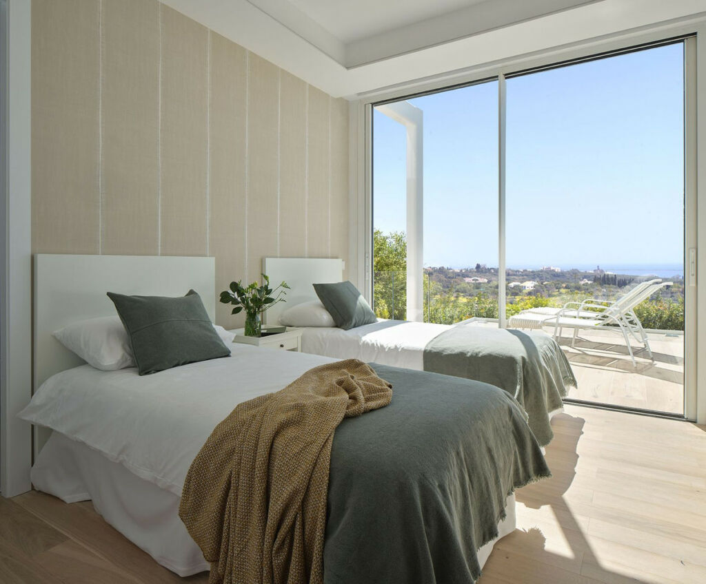 Detached Villa Marbella Málaga - image 9