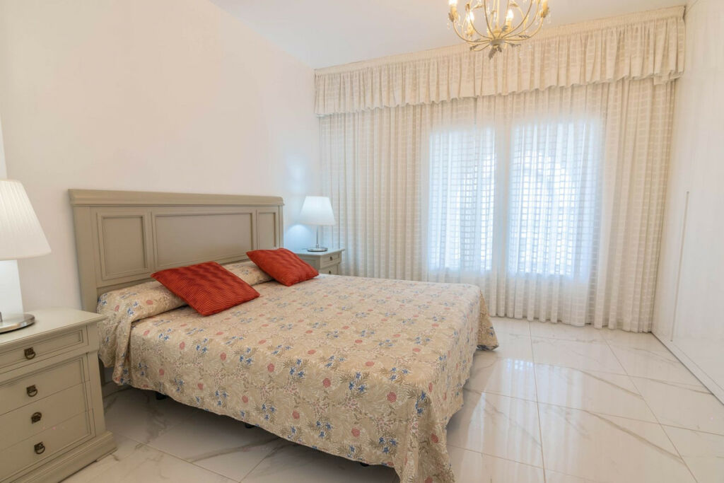Townhouse Estepona Málaga - image 12