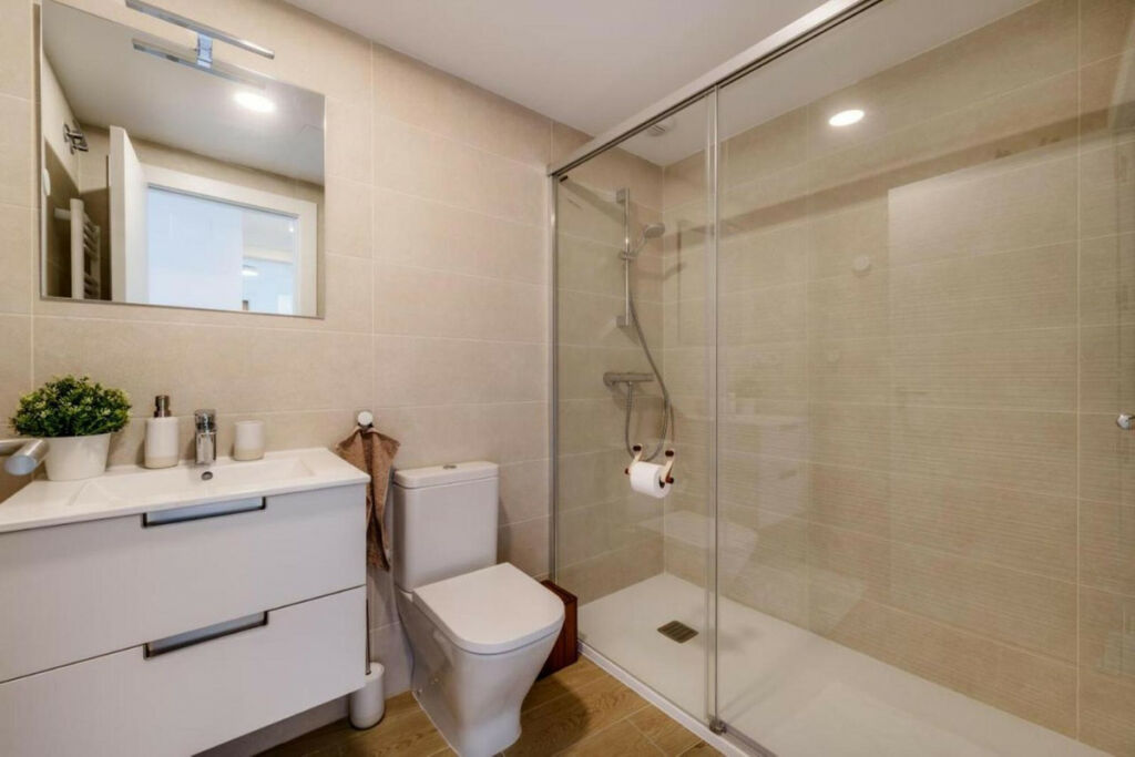 Ground Floor Apartment Estepona Málaga - image 10