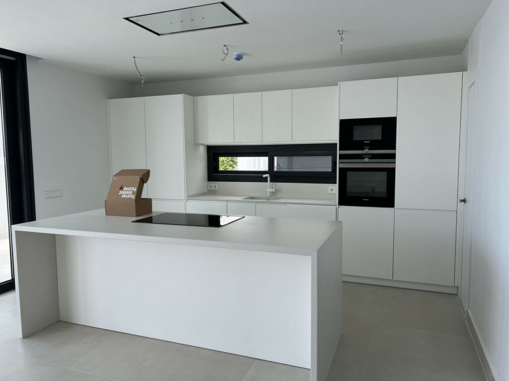 Detached Villa Fuengirola Málaga - image 6