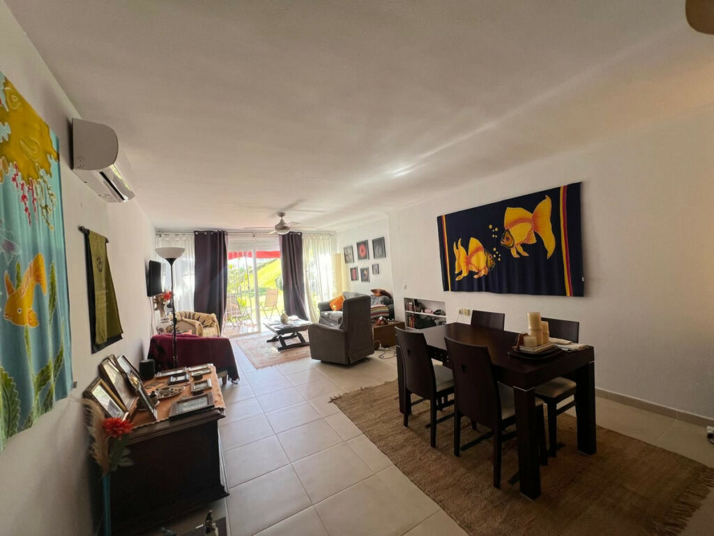 Ground Floor Apartment Aloha Málaga - image 11