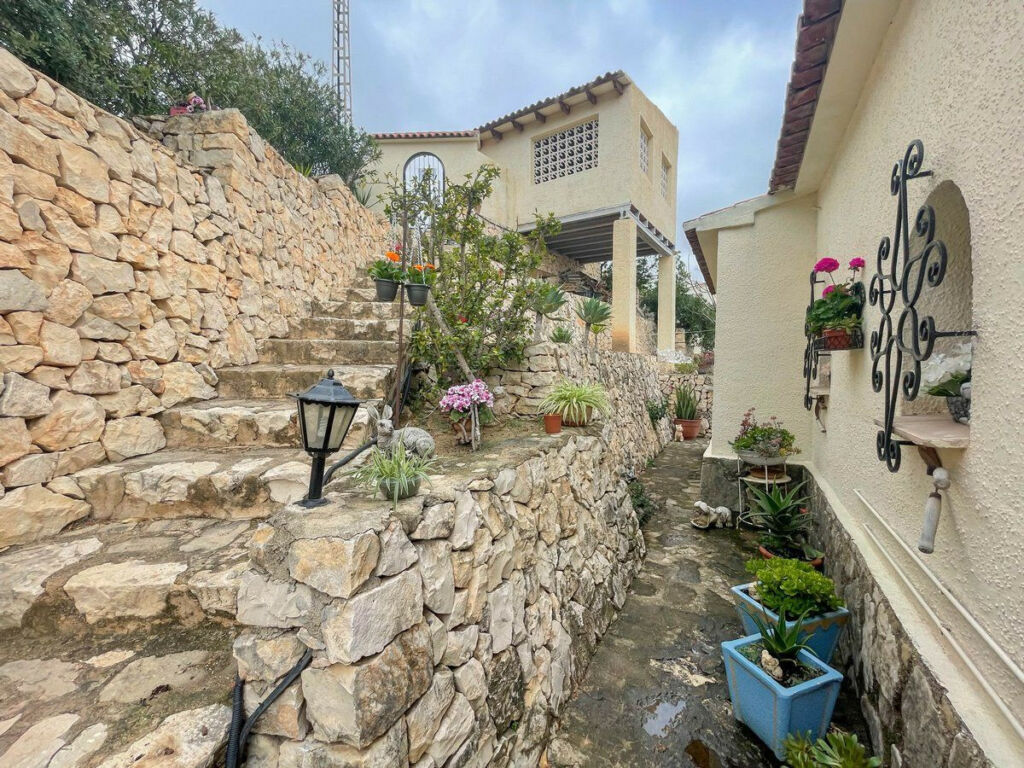 Detached Villa Montemar Alicante - image 10