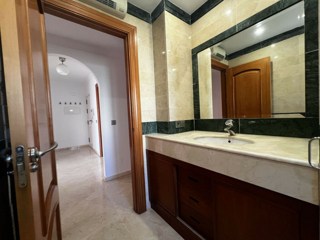 Penthouse Duplex La Cala Hills Málaga - image 10