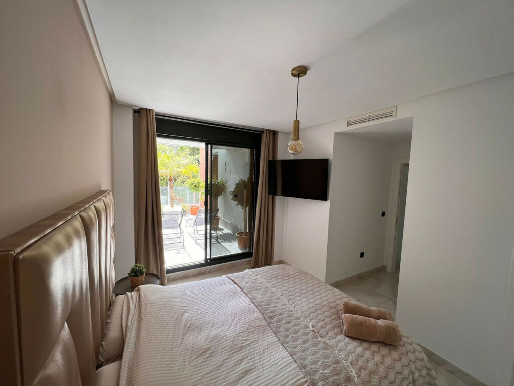 Ground Floor Apartment Benahavís Málaga - image 10