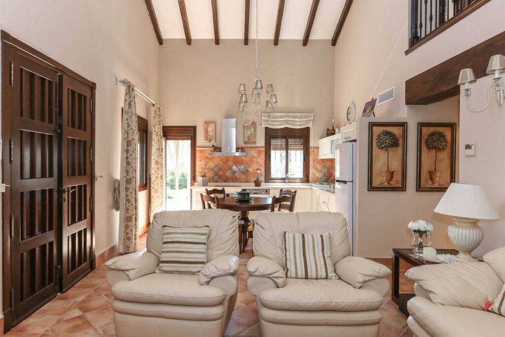 Detached Villa Guaro Málaga - image 10