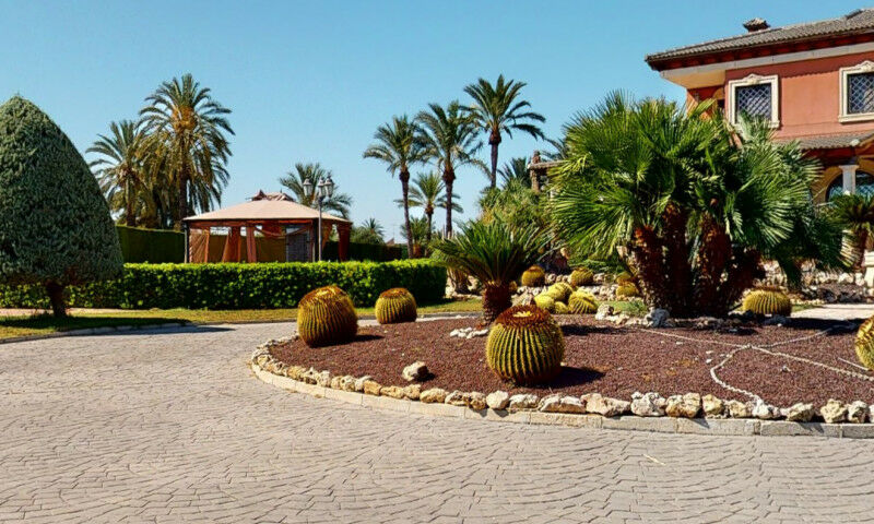 Detached Villa Elche Alicante - image 19