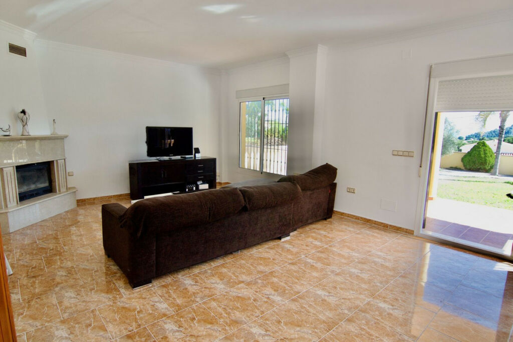 Detached Villa Alhaurín de la Torre Málaga - image 11