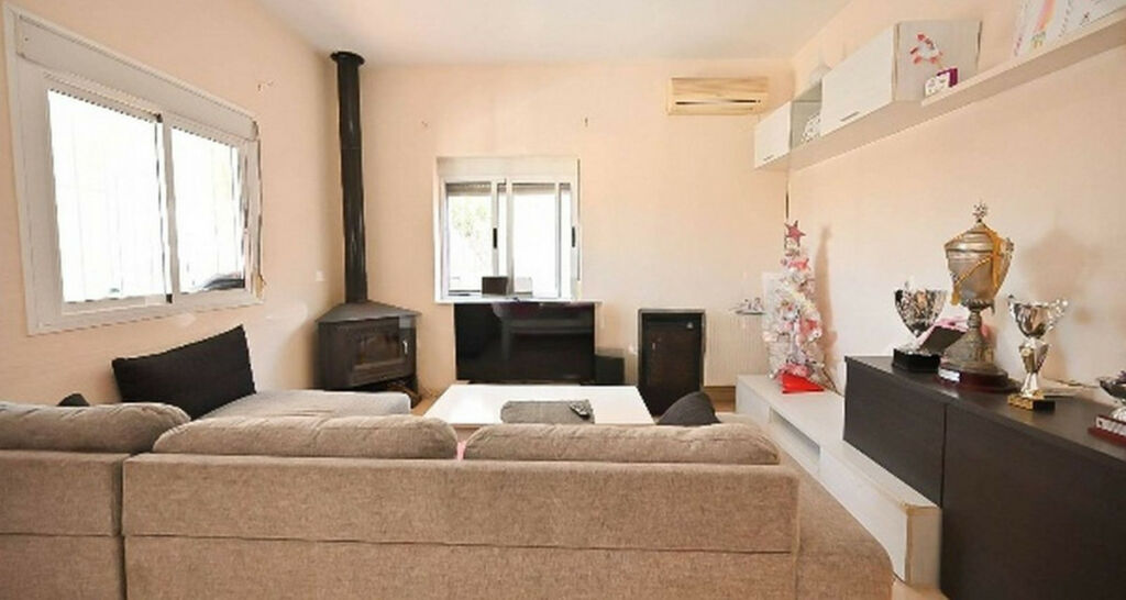 Detached Villa Los Balcones Alicante - image 11