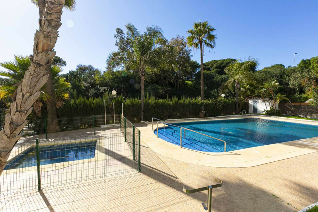 Ground Floor Apartment Calahonda Málaga - image 11