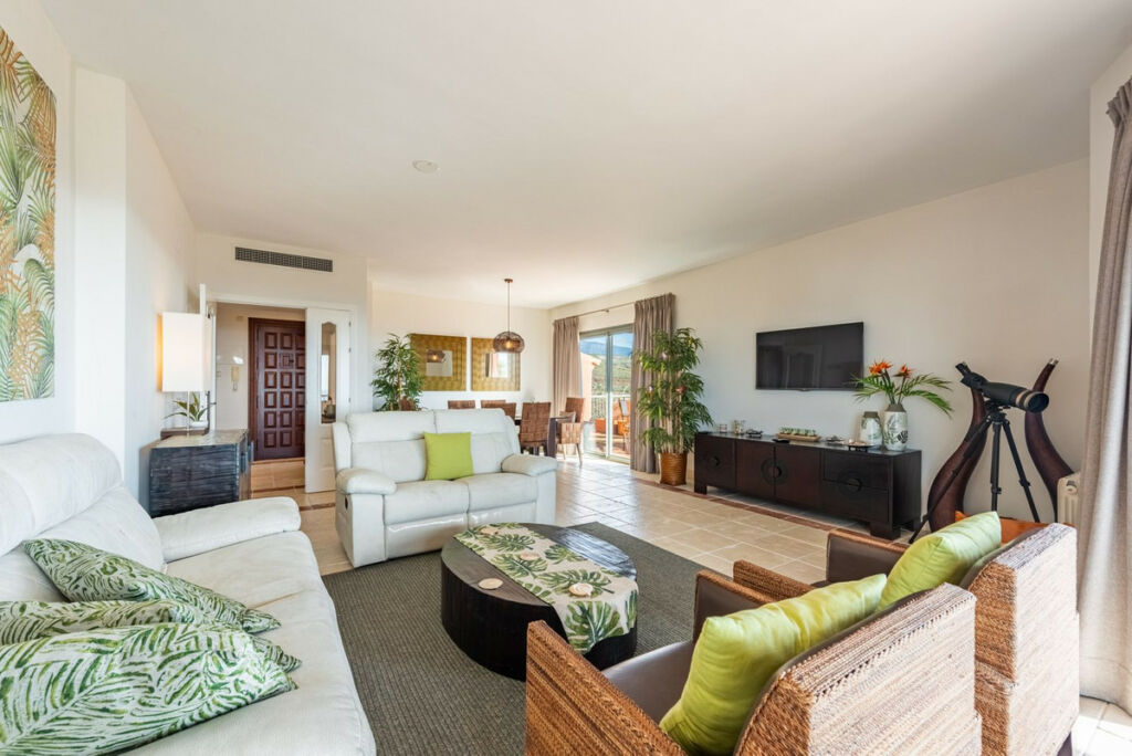 Penthouse Los Flamingos Málaga - image 11