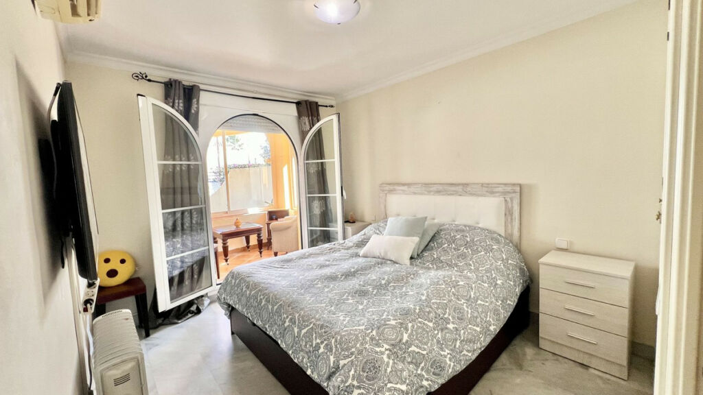 Duplex Nueva Andalucía Málaga - image 11