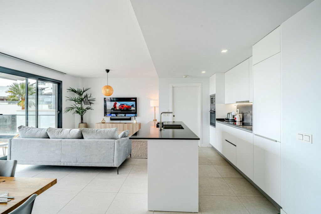 Penthouse Estepona Málaga - image 11