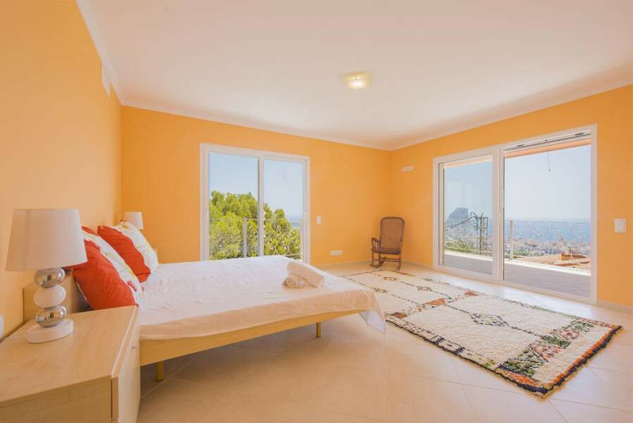 Detached Villa Calpe Alicante - image 11