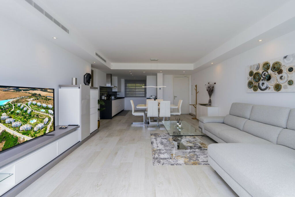 Ground Floor Apartment Estepona Málaga - image 11