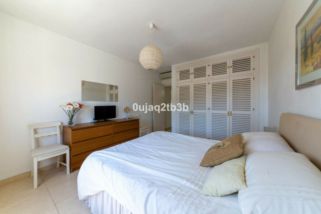 Top Floor Apartment Nueva Andalucía Málaga - image 13