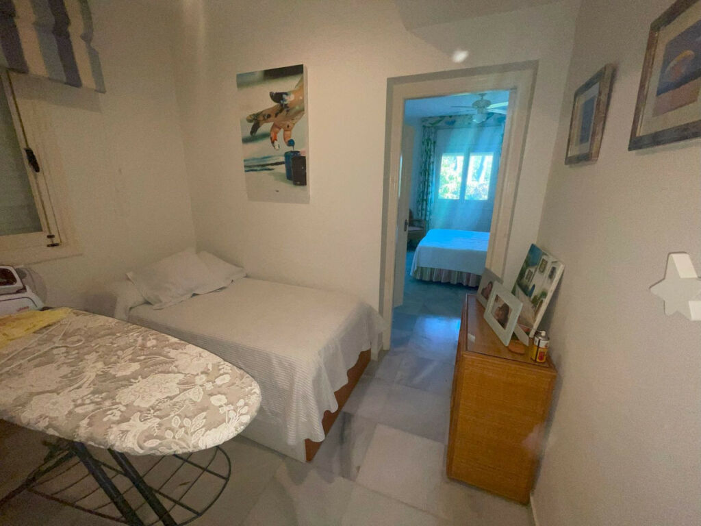 Detached Villa Sotogrande Alto Cádiz - image 11