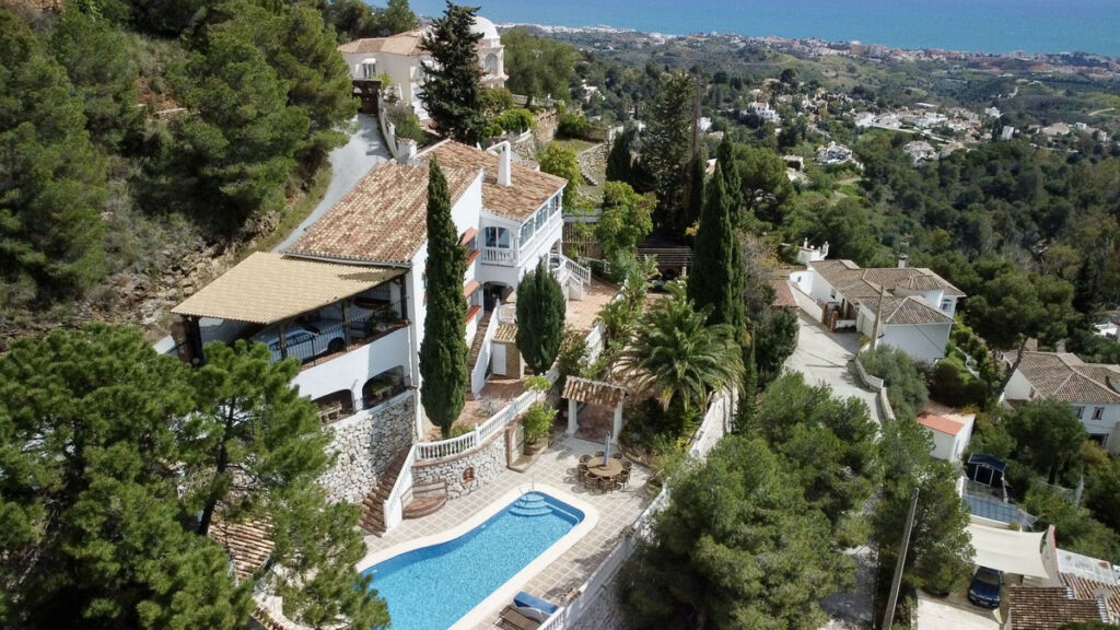 Detached Villa Mijas Málaga - image 11