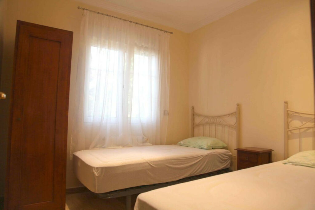 Bungalow Calpe Alicante - image 11
