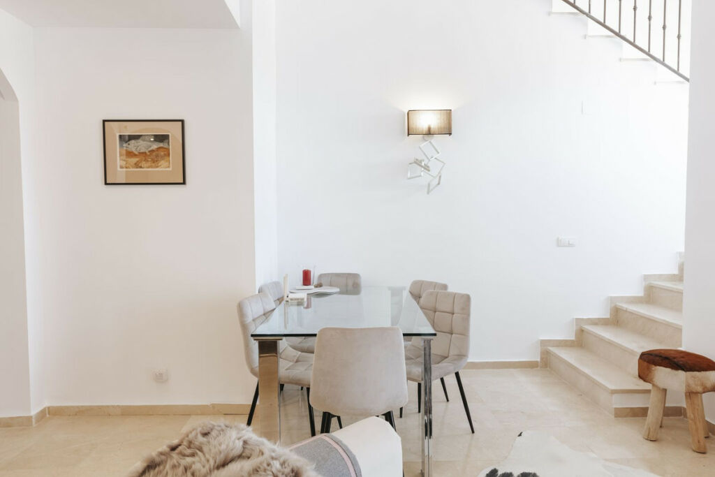Penthouse Manilva Málaga - image 11