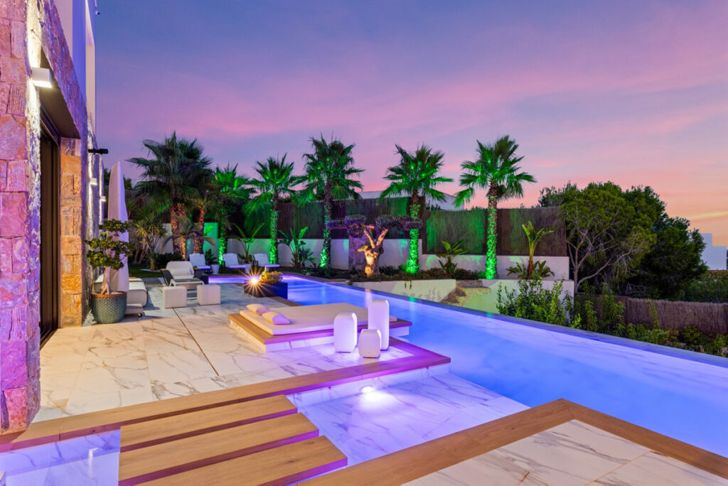 Detached Villa Las Colinas Golf Alicante - image 11
