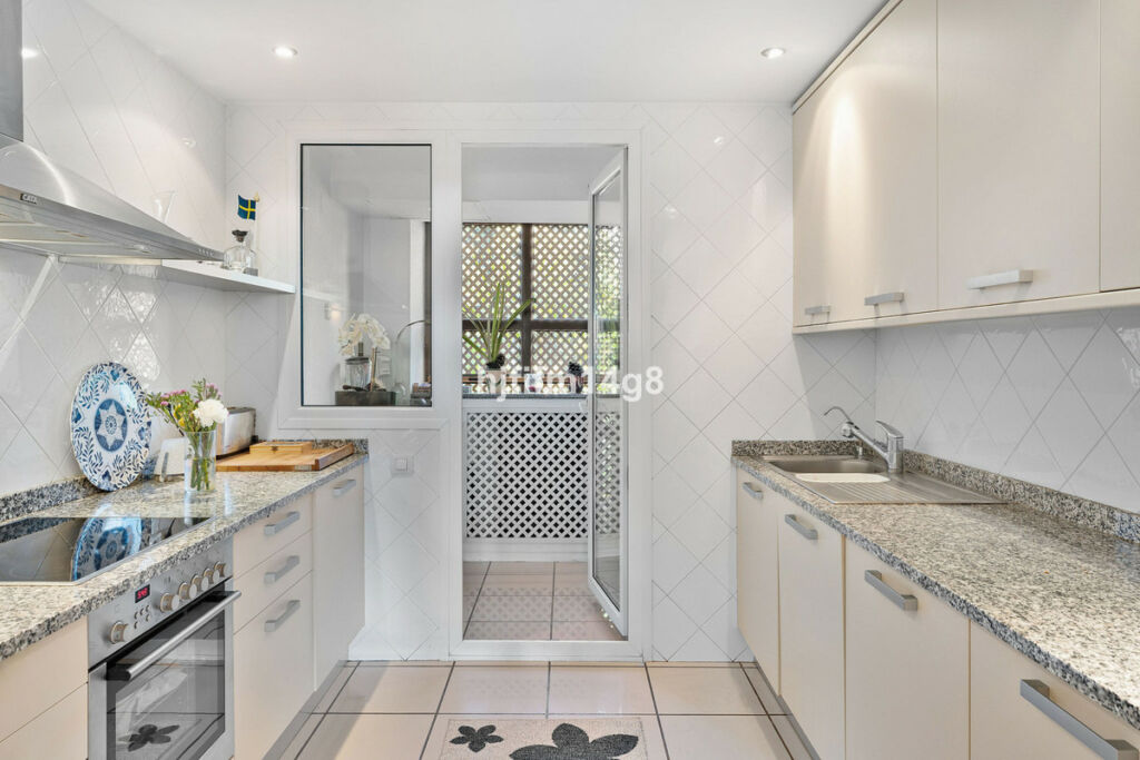 Penthouse Duplex Estepona Málaga - image 12