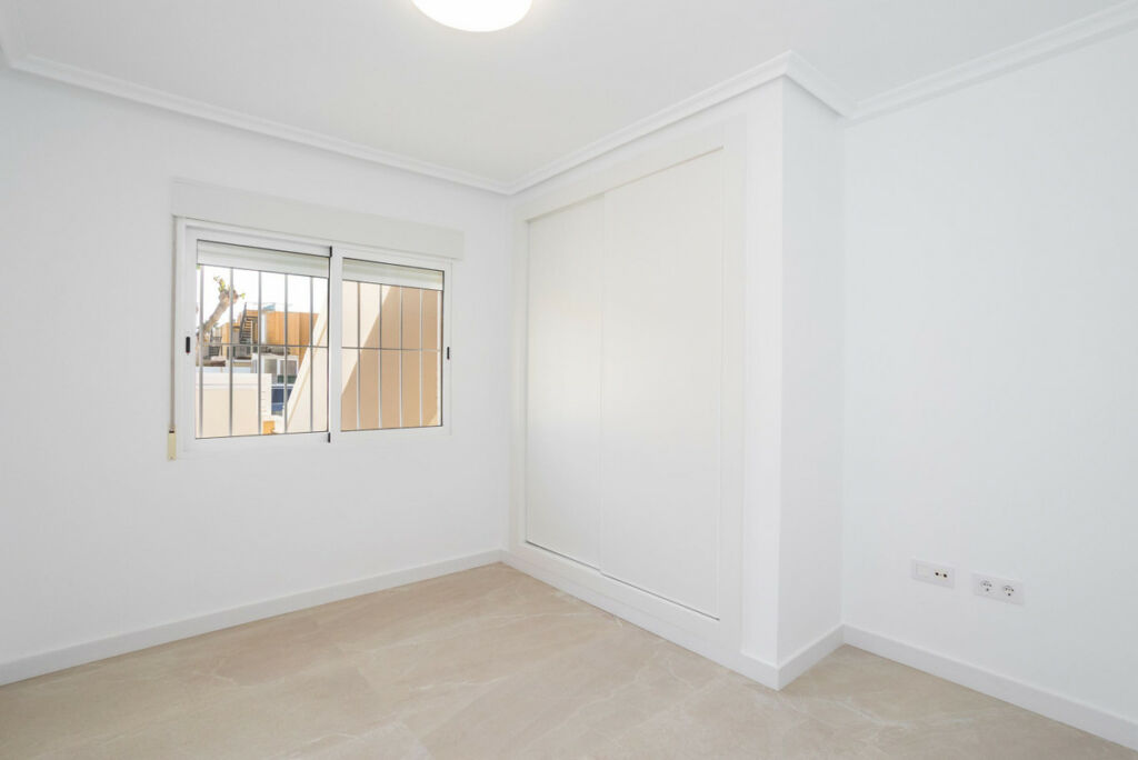 Ground Floor Apartment Torre de la Horadada Alicante - image 11