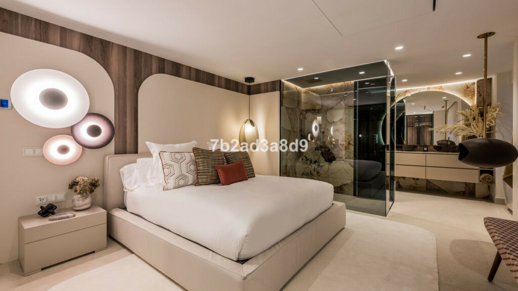 Middle Floor Apartment Los Monteros Málaga - image 11
