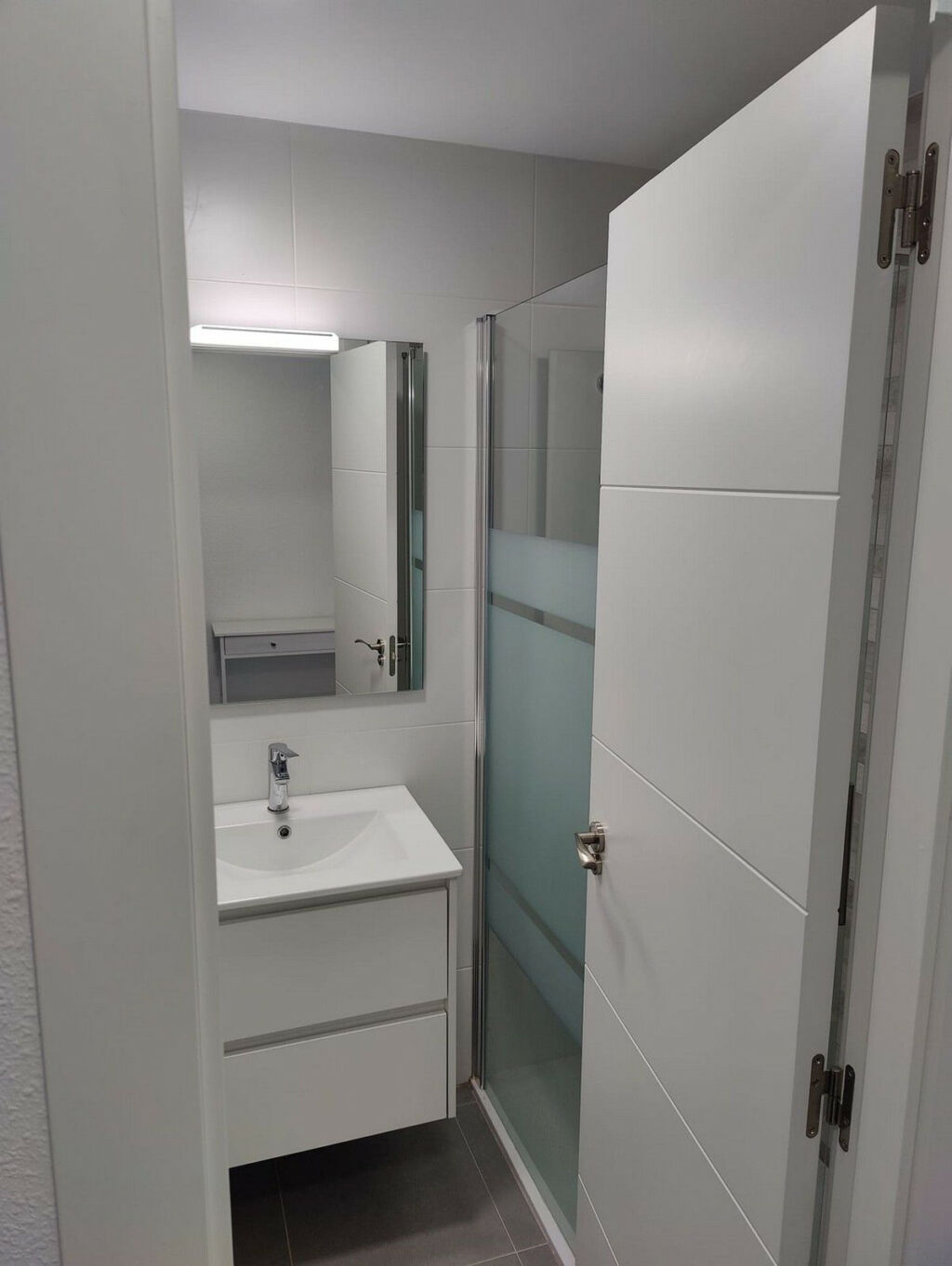 Middle Floor Apartment Punta Prima Alicante - image 11