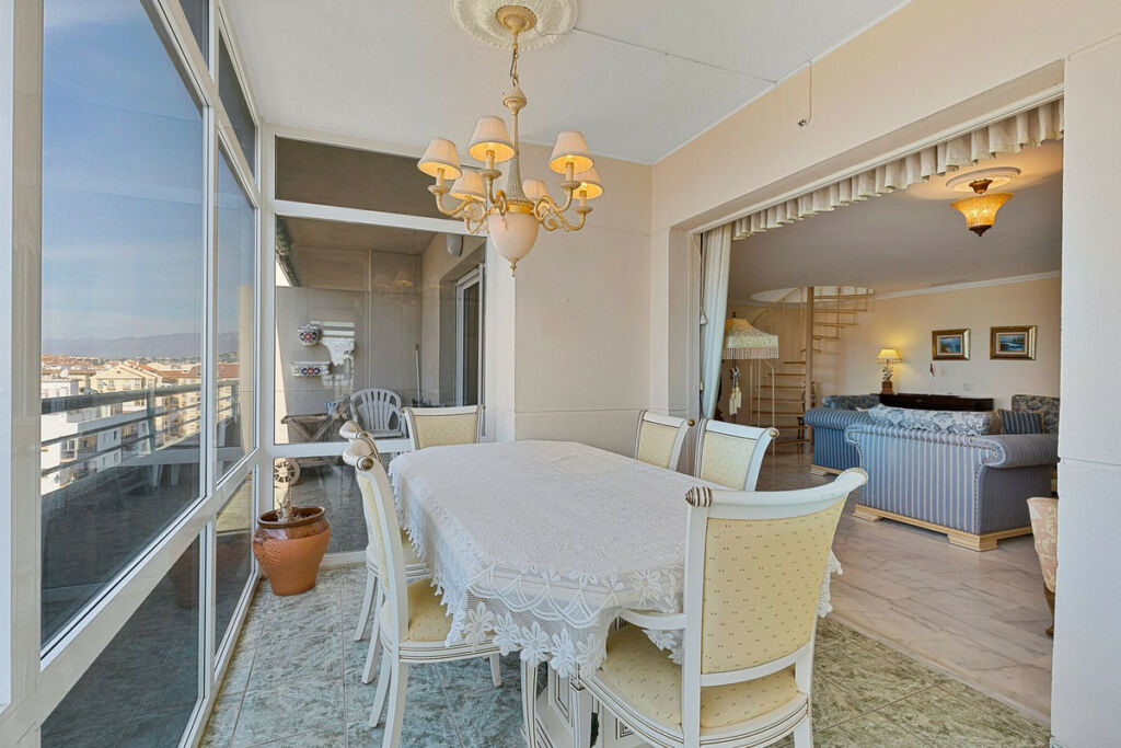 Penthouse Fuengirola Málaga - image 11