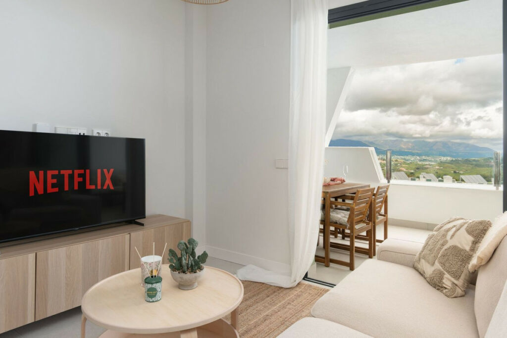 Ground Floor Apartment La Cala de Mijas Málaga - image 12