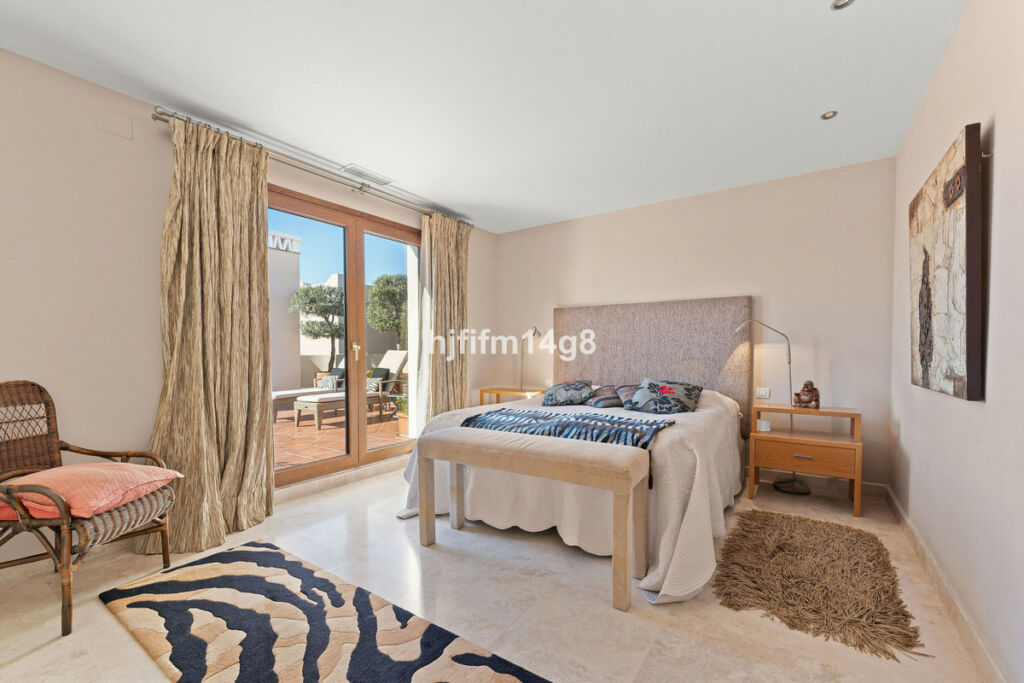 Penthouse Duplex Estepona Málaga - image 13