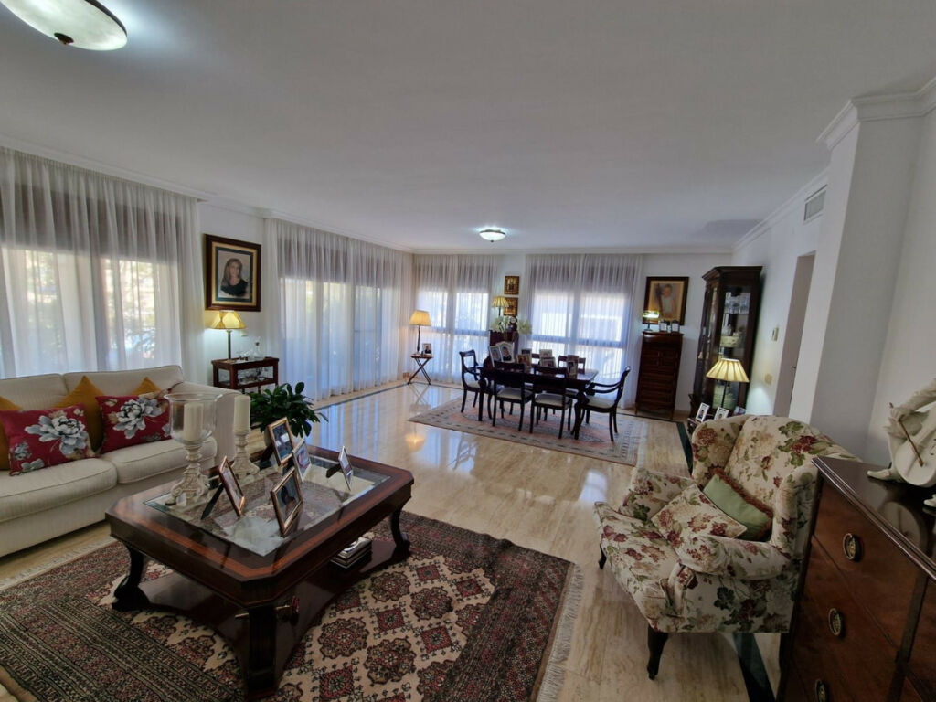 Semi-Detached House Marbella Málaga - image 11