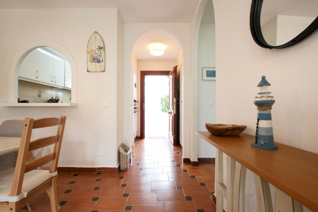 Ground Floor Apartment Riviera del Sol Málaga - image 12
