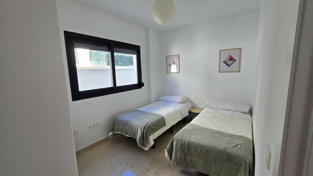 Detached Villa Polop Alicante - image 12